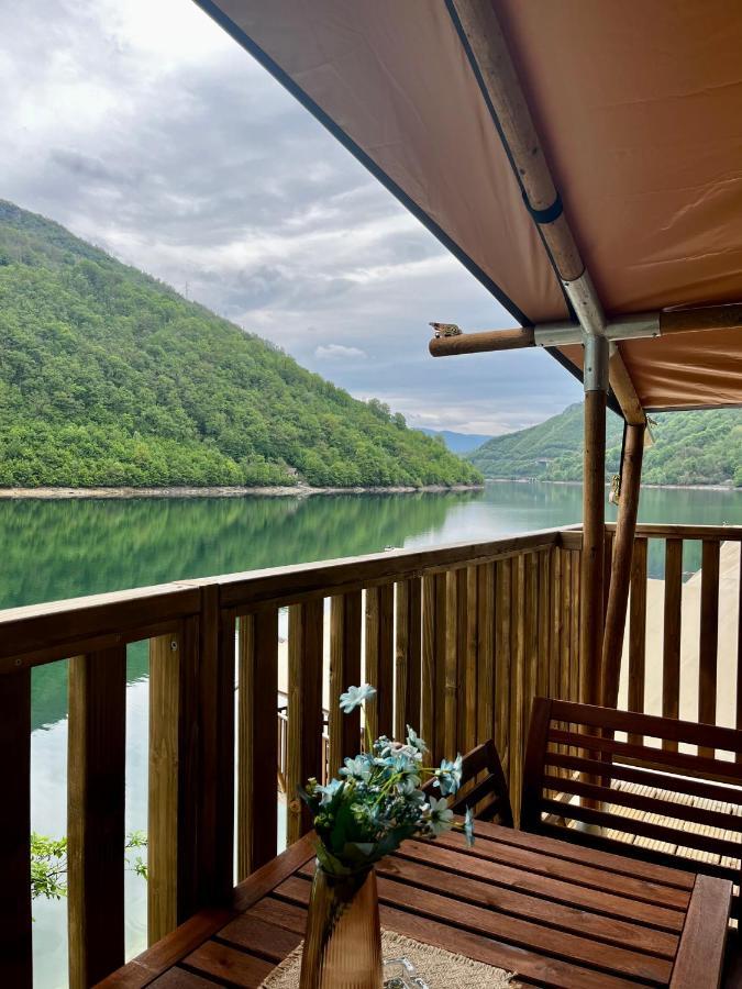 Отель Glamping Bagrem Jablanica Экстерьер фото